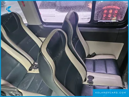 HYUNDAI SOLATI 15-SEATER