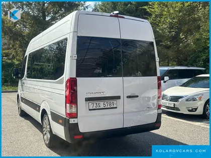 HYUNDAI SOLATI 15-SEATER