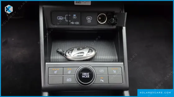 HYUNDAI KONA GASOLINE 2.0 2WD