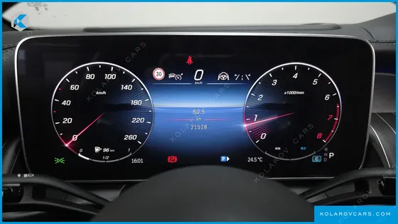 MERCEDES GLC-CLASS GLC300 4MATIC AMG LINE