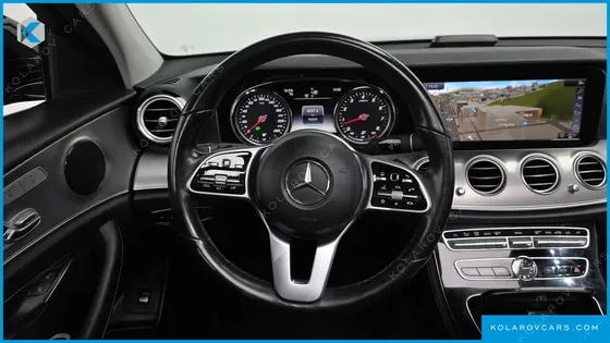 MERCEDES E-CLASS E300 AVANTGARDE