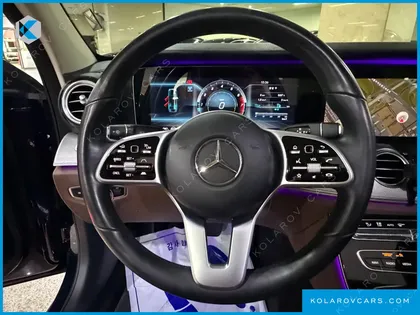 MERCEDES E-CLASS E300 4MATIC AMG LINE
