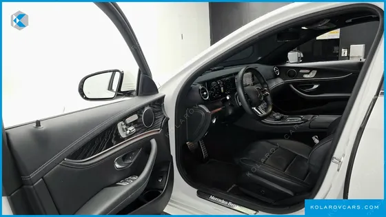 MERCEDES E-CLASS E220D 4MATIC AMG LINE