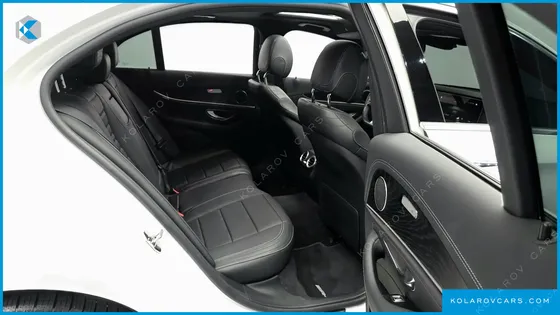 MERCEDES E-CLASS E220D 4MATIC AMG LINE