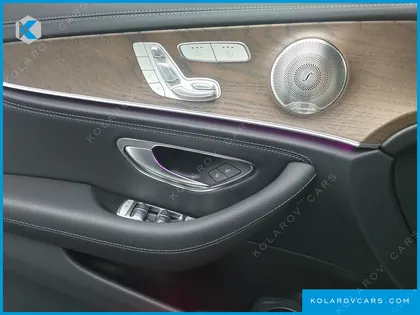 MERCEDES E-CLASS E300E 4MATIC EXCLUSIVE