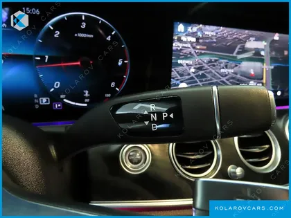 MERCEDES E-CLASS E220D 4MATIC AMG LINE