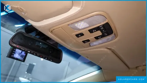 KIA CARNIVAL GASOLINE 9-SEATER HI-LIMOUSINE