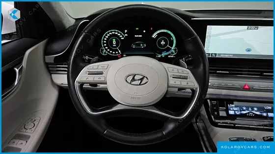 HYUNDAI GRANDEUR LE BLANC