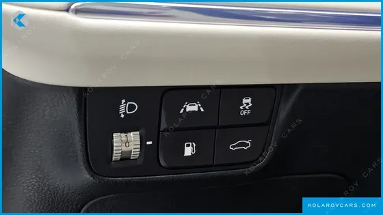 HYUNDAI GRANDEUR LE BLANC