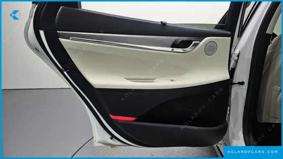 HYUNDAI GRANDEUR LE BLANC