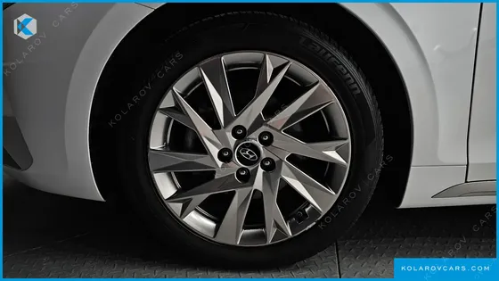 HYUNDAI GRANDEUR CALLIGRAPHY