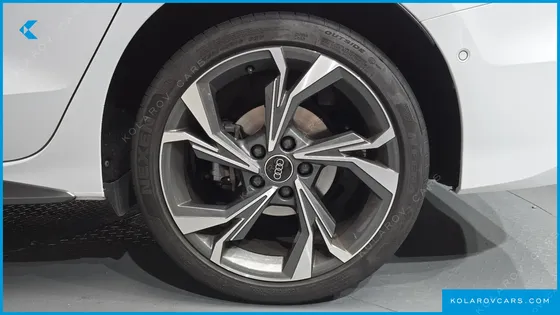 AUDI A3 40 TFSI PREMIUM
