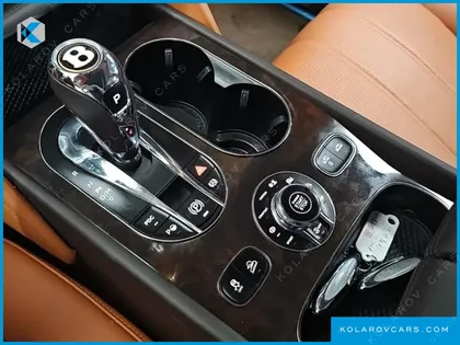 BENTLEY BENTAYGA 4.0 V8