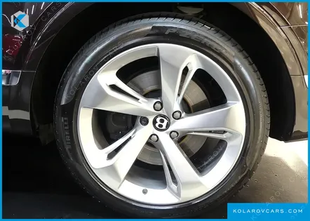 BENTLEY BENTAYGA 6.0 W12