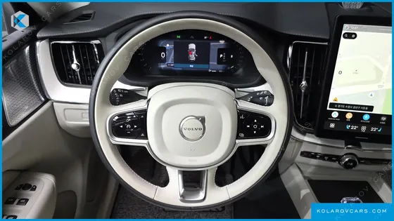VOLVO XC60 B5 ULTRA BRIGHT AIR SUS