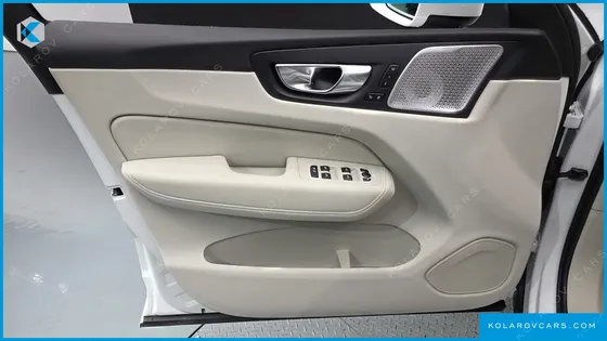 VOLVO XC60 B5 ULTRA BRIGHT AIR SUS