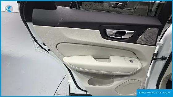 VOLVO XC60 B5 ULTRA BRIGHT AIR SUS