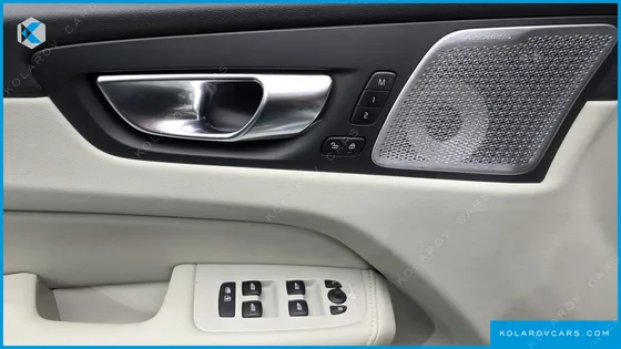 VOLVO XC60 B5 ULTRA BRIGHT AIR SUS