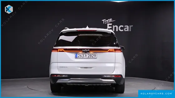 KIA CARNIVAL DIESEL 9-SEATER NOBLESSE