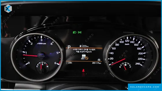 KIA CARNIVAL DIESEL 9-SEATER NOBLESSE