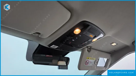 KIA CARNIVAL DIESEL 9-SEATER NOBLESSE