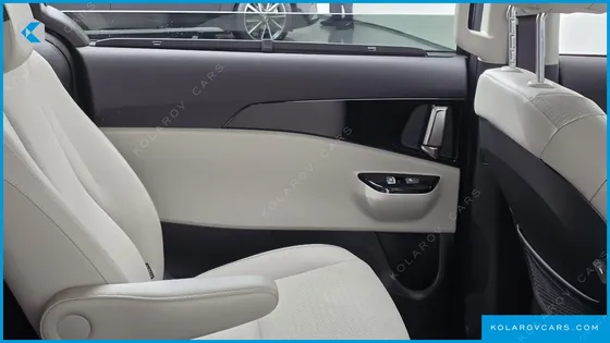 KIA CARNIVAL DIESEL 9-SEATER NOBLESSE