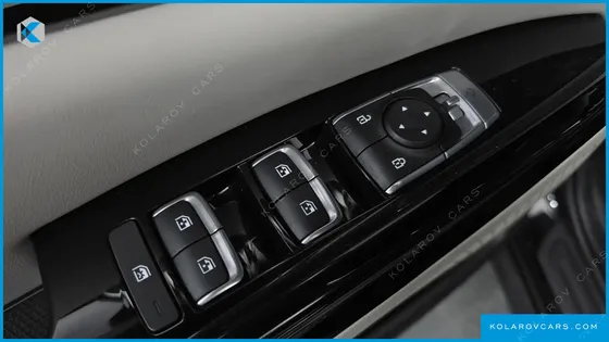 KIA CARNIVAL DIESEL 9-SEATER NOBLESSE
