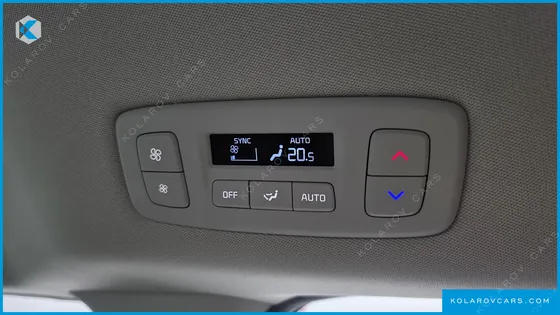 KIA CARNIVAL DIESEL 9-SEATER NOBLESSE