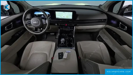 KIA CARNIVAL GASOLINE 7-SEATER SIGNATURE