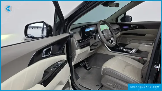 KIA CARNIVAL GASOLINE 7-SEATER SIGNATURE