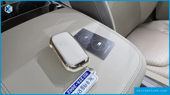 KIA CARNIVAL GASOLINE 7-SEATER SIGNATURE