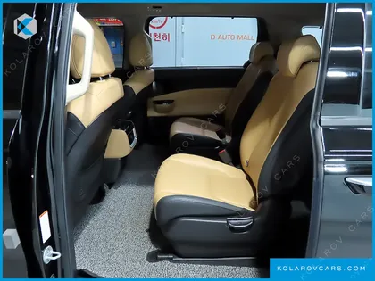 KIA CARNIVAL DIESEL 9-SEATER NOBLESSE