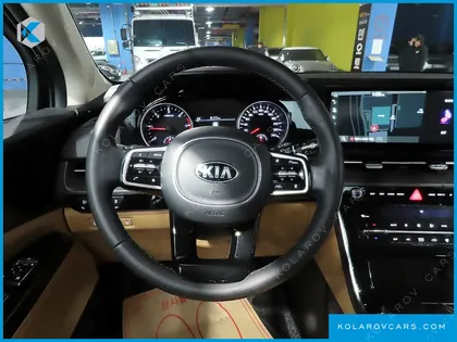 KIA CARNIVAL DIESEL 9-SEATER NOBLESSE