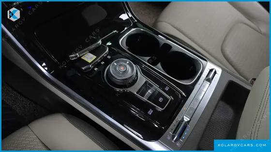 KIA CARNIVAL DIESEL 7-SEATER SIGNATURE