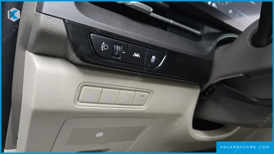 KIA CARNIVAL DIESEL 7-SEATER SIGNATURE