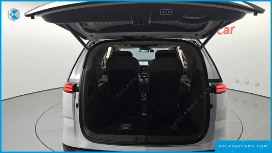 KIA CARNIVAL DIESEL 7-SEATER HI-LIMOUSINE