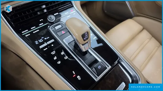 PORSCHE PANAMERA 4.0 TURBO