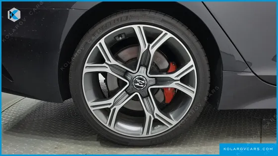 KIA STINGER 3.3 TURBO AWD