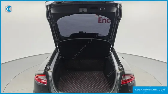 KIA STINGER 3.3 TURBO AWD