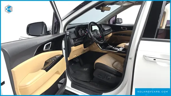 KIA CARNIVAL DIESEL 9-SEATER NOBLESSE
