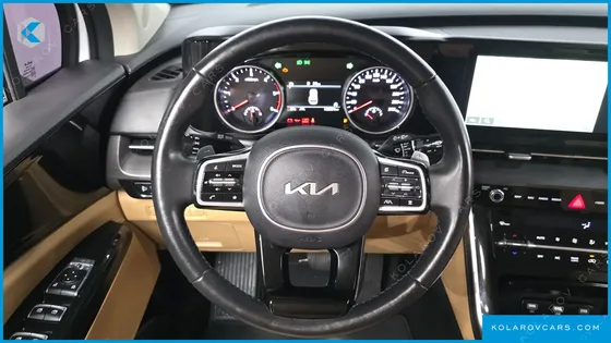 KIA CARNIVAL DIESEL 9-SEATER NOBLESSE