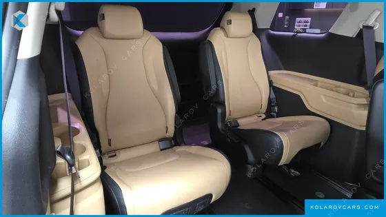 KIA CARNIVAL DIESEL 9-SEATER NOBLESSE
