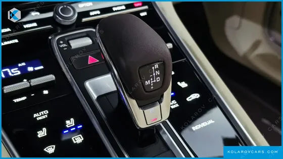 PORSCHE PANAMERA 2.9 AWD E-HYBRID PLATINUM EDITION