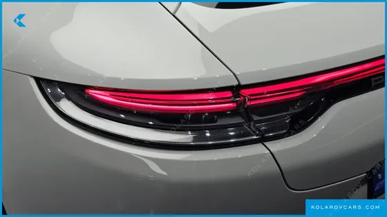 PORSCHE PANAMERA 2.9 AWD E-HYBRID PLATINUM EDITION