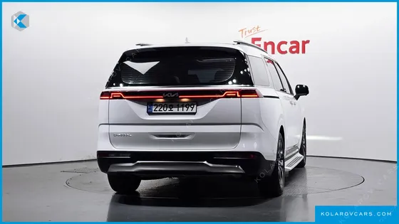KIA CARNIVAL GASOLINE 9-SEATER SIGNATURE