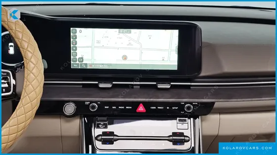 KIA CARNIVAL GASOLINE 9-SEATER SIGNATURE