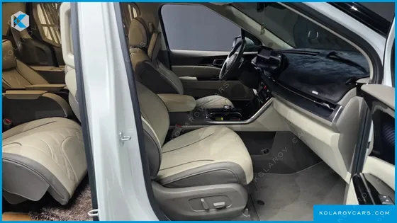 KIA CARNIVAL GASOLINE 9-SEATER HI-LIMOUSINE
