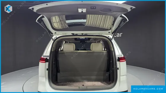 KIA CARNIVAL GASOLINE 9-SEATER HI-LIMOUSINE