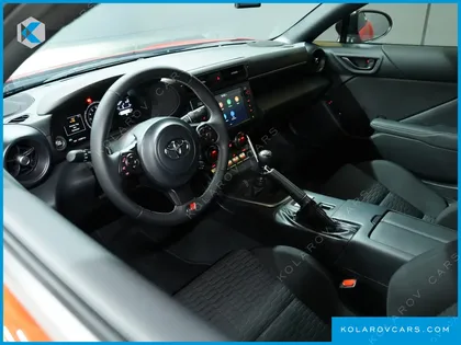 TOYOTA 86 2.4 STANDARD