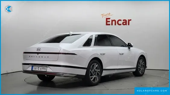 HYUNDAI GRANDEUR PREMIUM